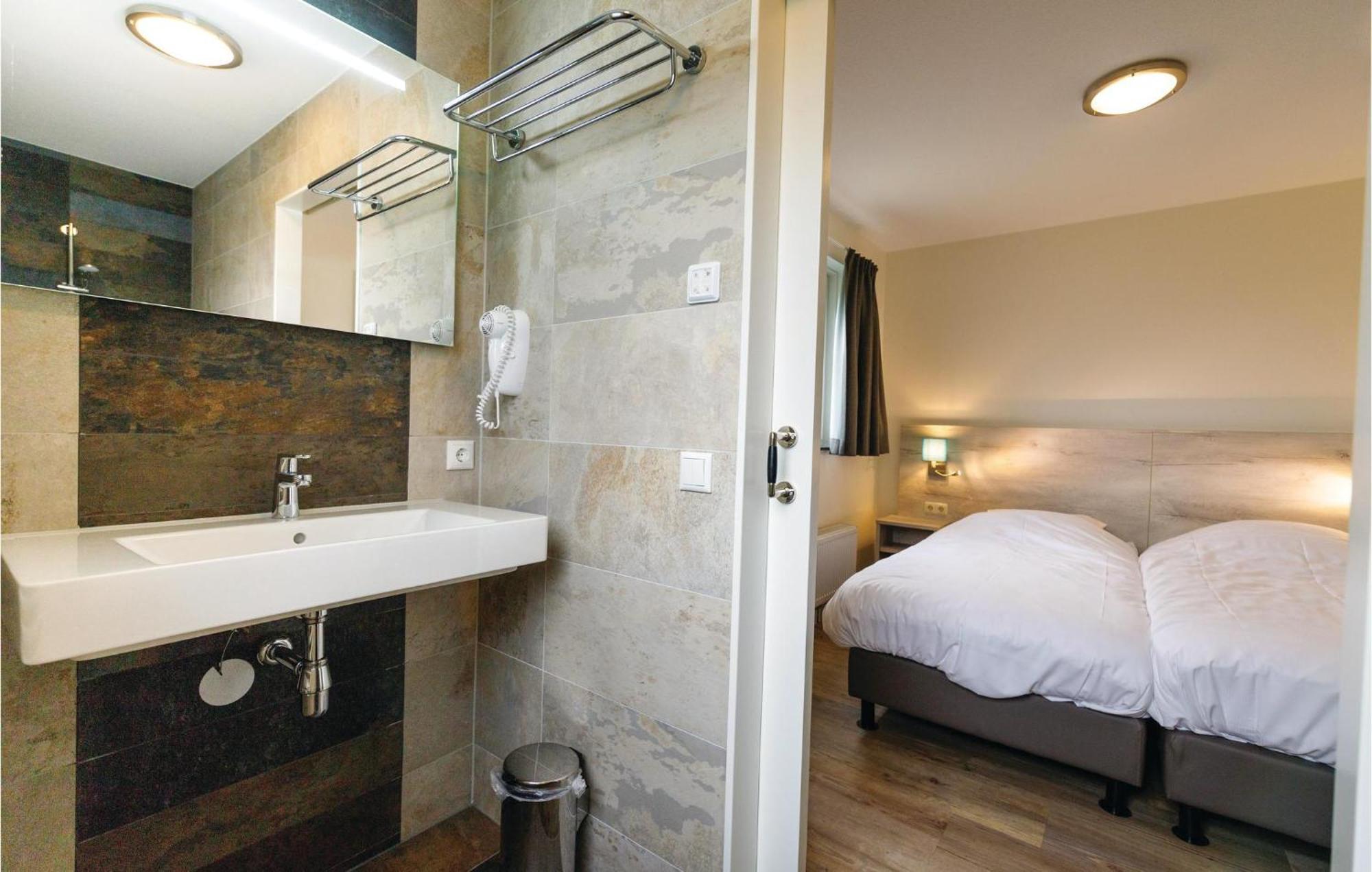 Holiday Home Bodelaeke-Beulaker Wellness Giethoorn Esterno foto